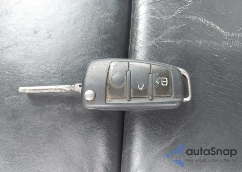 2006 Audi S4 4.2 from USA, damaged, VIN WAUGL78EX6A192221